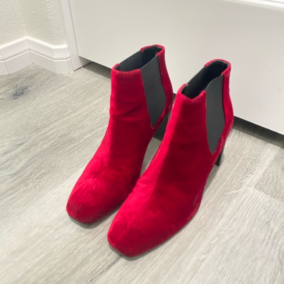 Rag & Bone Red Aslen Velvet Chelsea Boots/Booties size 37 - Picture 1 of 7
